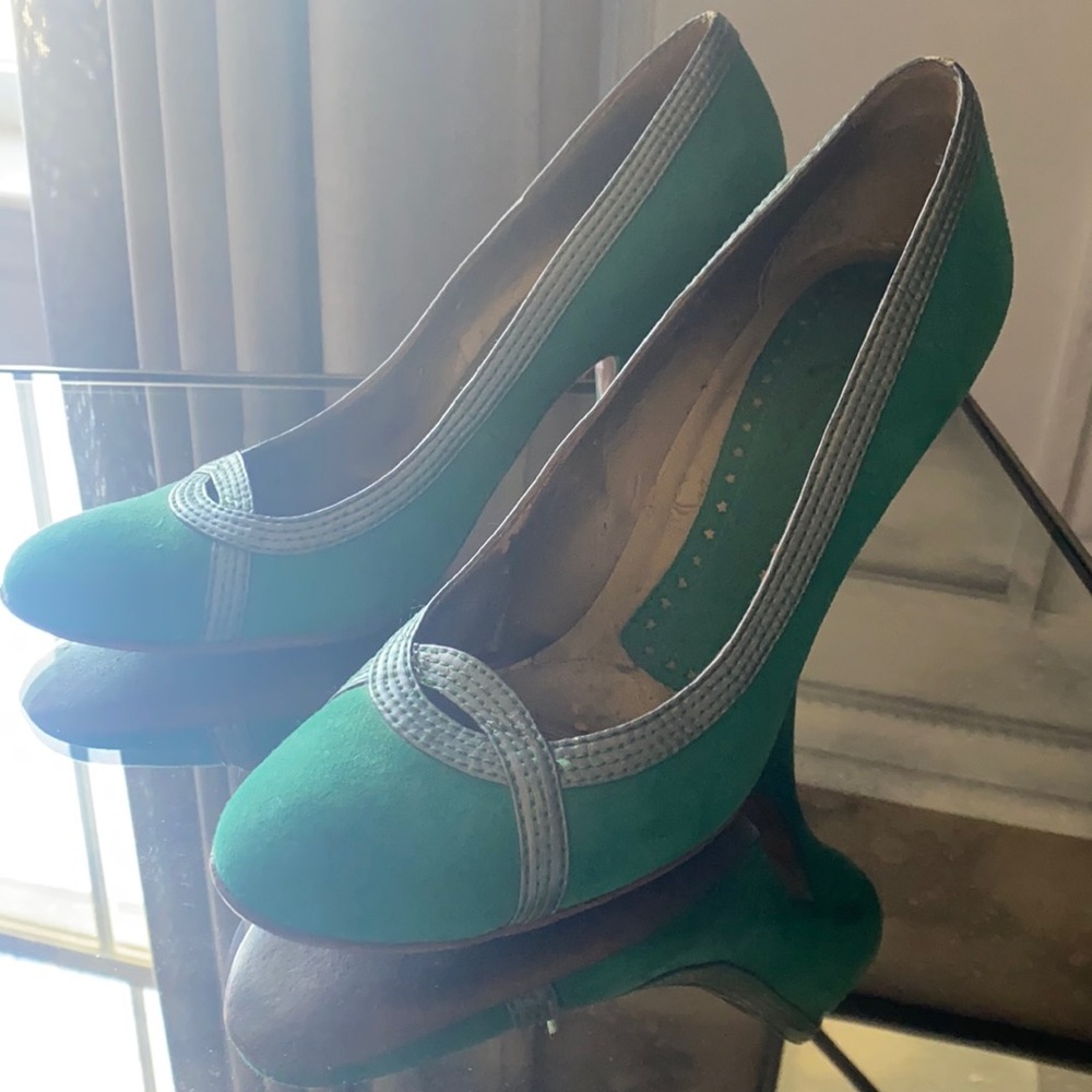 Green suede heels size 38